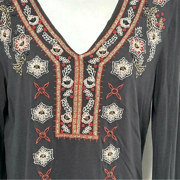 Women’s Medium Embroidered Tunic Top Gray Long Sleeve V Neck Beaded Boho Fairy - Picture 2 of 13